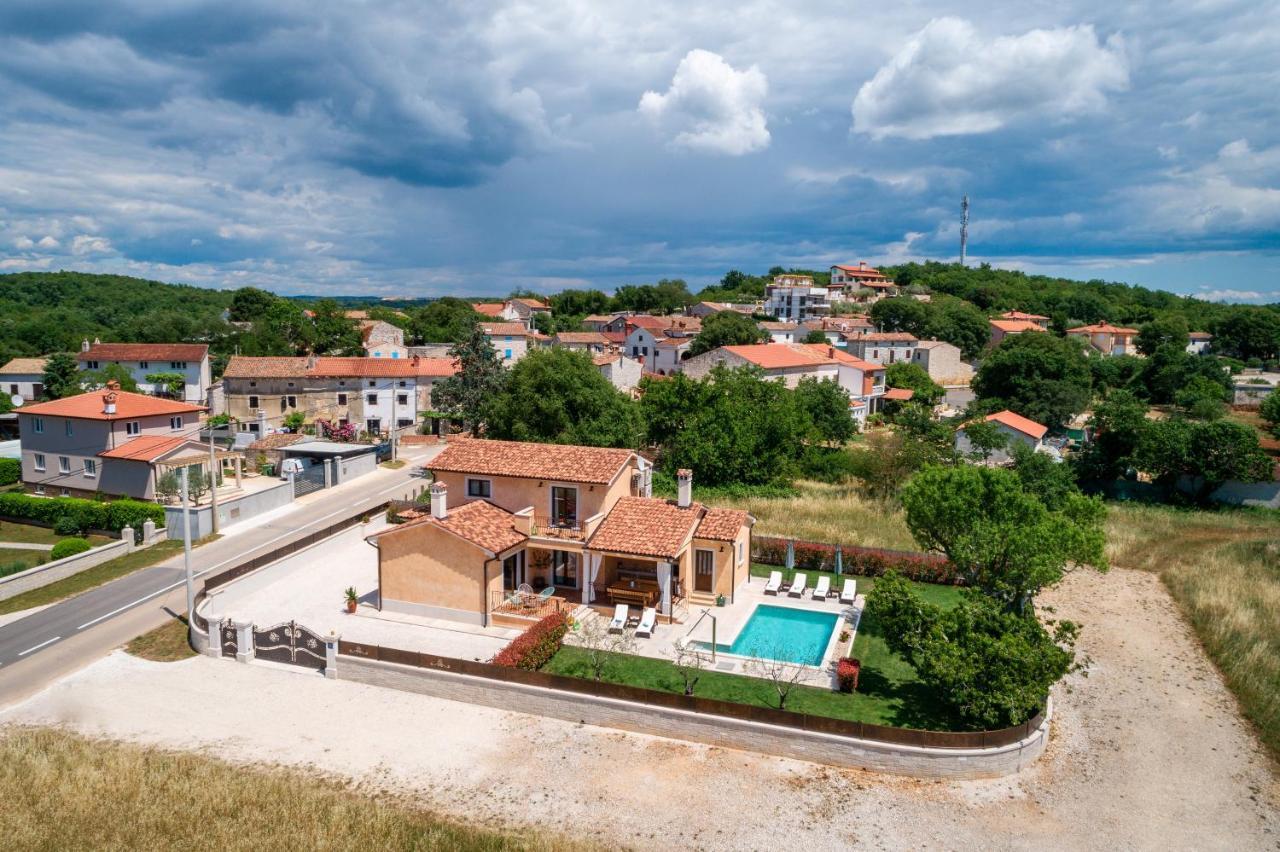 Villa Rotonda فيرسار المظهر الخارجي الصورة