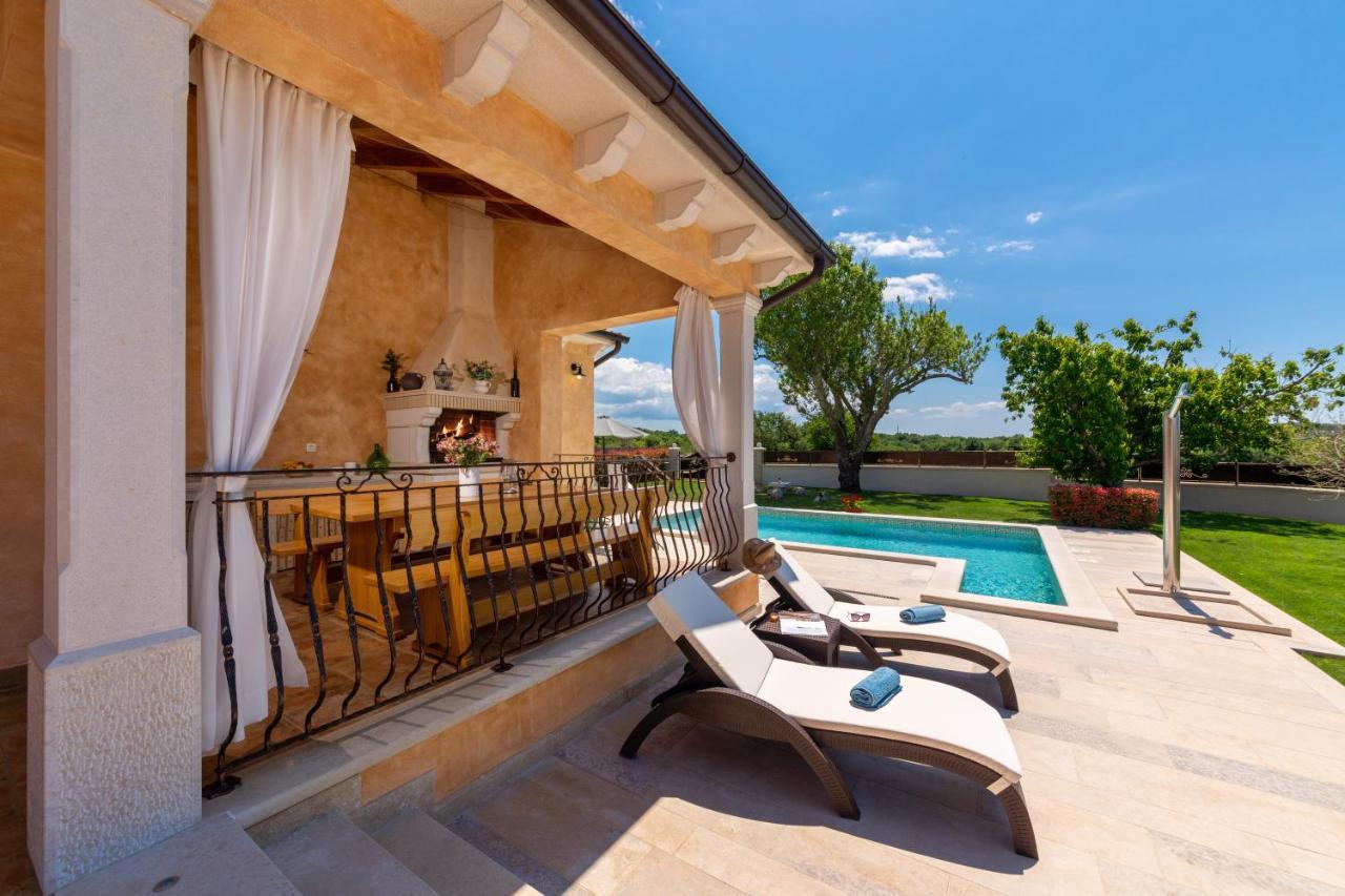 Villa Rotonda فيرسار المظهر الخارجي الصورة