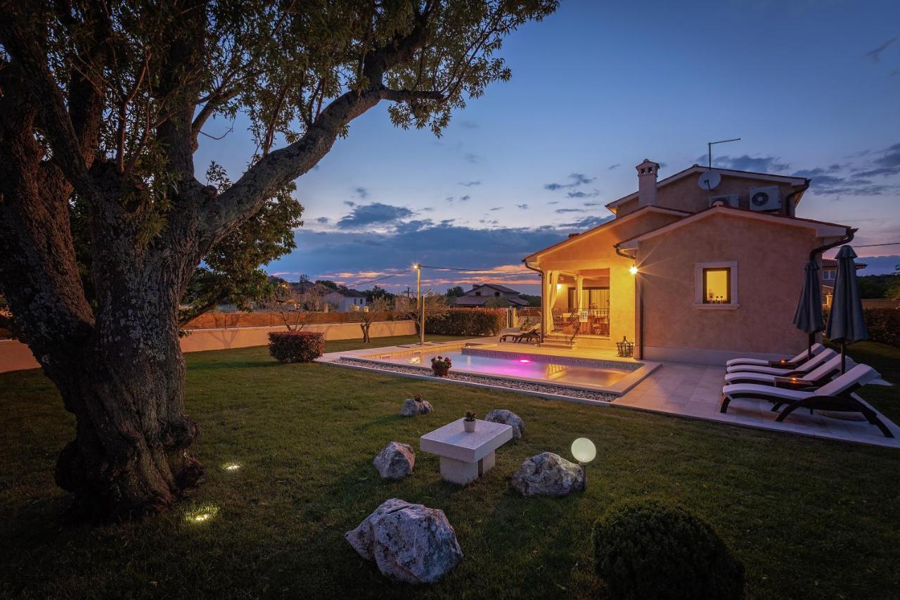 Villa Rotonda فيرسار المظهر الخارجي الصورة