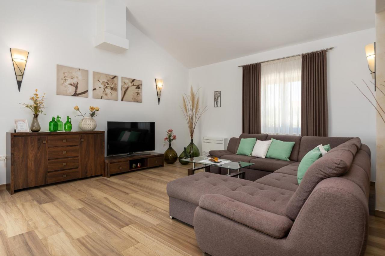 Villa Rotonda فيرسار المظهر الخارجي الصورة